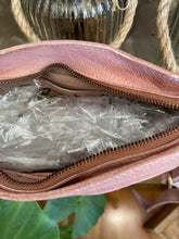 Load image into Gallery viewer, AMINA LEATHER BAG IN LUXOR RUGGED HIDE