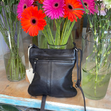 Load image into Gallery viewer, IMOGEN CROSS BODY LEATHER BAG BLACK - RUGGED HIDE